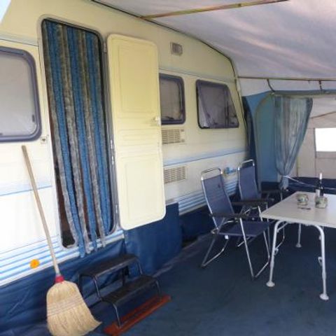 CARAVANE 3 personnes - Caravane (lits faits à l'arrivée, sans supplément)