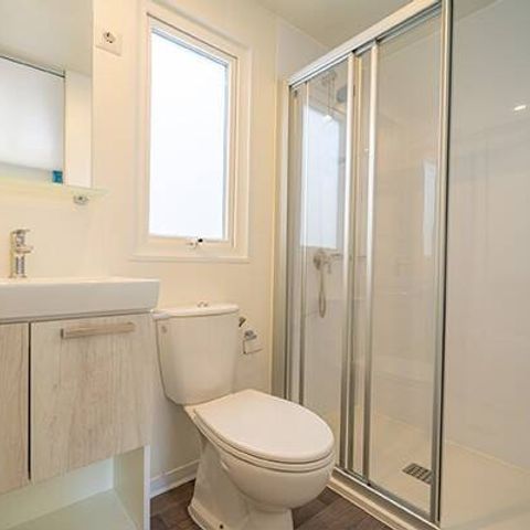 BUNGALOW 4 personnes - Mobil-home | Premium | 2 Ch. | 4 Pers. | Terrasse surélevée | Clim.