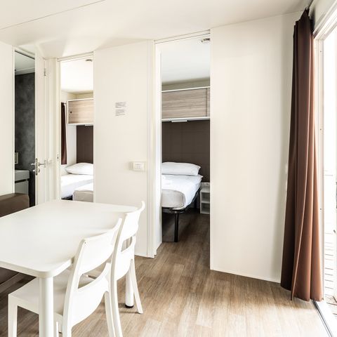 BUNGALOW 6 personnes - Premium Camping Home à trois chambres 6+1