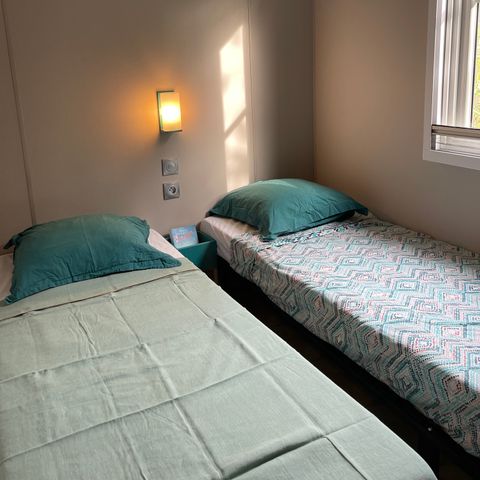 Mobilhome 4 personnes - Créole 32 m² - 3 pièces - 2 chambres - Climatisation