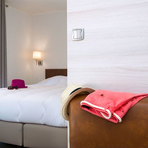 Mobilhome 4 personnes - COTTAGE VIP 2 CHAMBRES