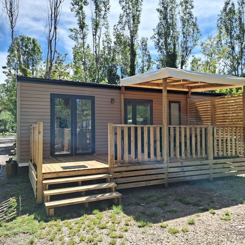 BUNGALOW 6 personnes - Homair mobil homes au camping de la Méditerranée l Comfort XL | 3 Ch. | 6 Pers. | Terrasse surélevée | Clim.