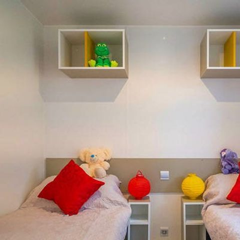 Mobilhome 4 personnes - Comfort XL | 2 Ch. | 4 Pers. | Terrasse surélevée | Clim.