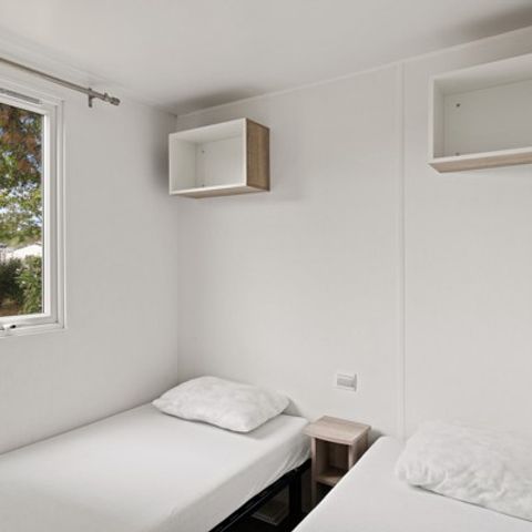 Mobilhome 4 personnes - Premium | 2 Ch. | 4 Pers. | Terrasse surélevée | 2 SDB | Clim.