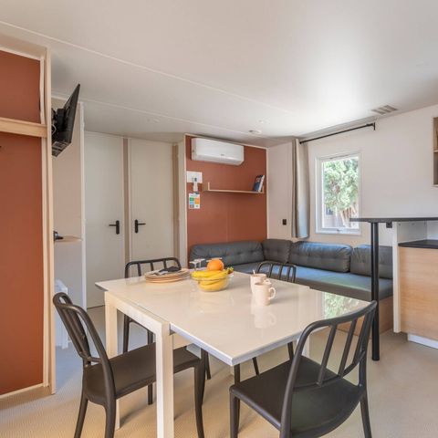Mobilhome 6 personnes - Mobil-home | Premium | 3 Ch. | 6 Pers. | Terrasse surélevée | 2 SDB | Clim. | TV