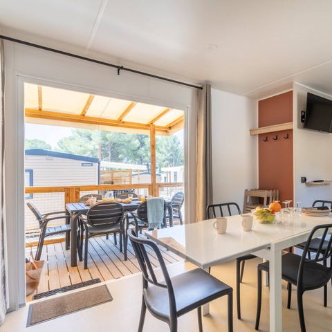 Mobilhome 6 personnes - Mobil-home | Premium | 3 Ch. | 6 Pers. | Terrasse surélevée | 2 SDB | Clim. | TV