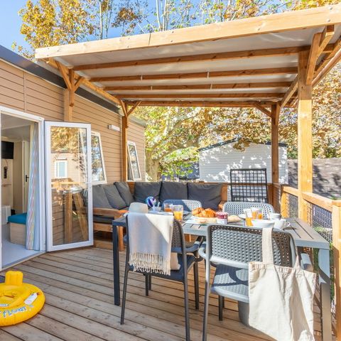 Mobilhome 8 personnes - Premium | 3 Ch. | 6/8 Pers. | Terrasse Lounge | 1 SDB | Clim.