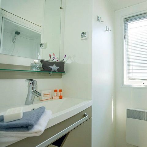 Mobilhome 8 personnes - Premium | 3 Ch. | 6/8 Pers. | Terrasse Lounge | 1 SDB | Clim.