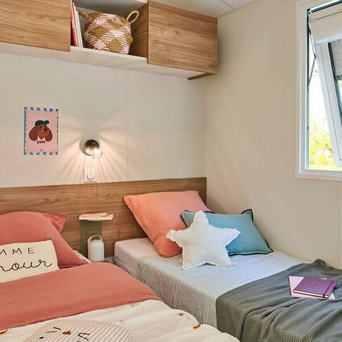Mobilhome 8 personnes - Mobil-home | Premium | 4 Ch. | 8 Pers. | Terrasse Lounge | Outdoor kitchen | 2 SDB | Clim.
