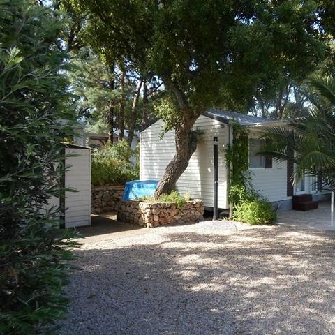 BUNGALOW 6 personnes - Cottage B - 3 chambres - 6 personnes
