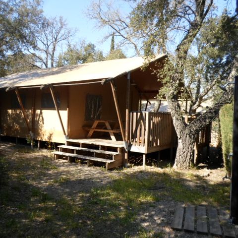 HÉBERGEMENT INSOLITE 6 personnes - Bergerie Lodge - 2 chambres et 1 lit cabane