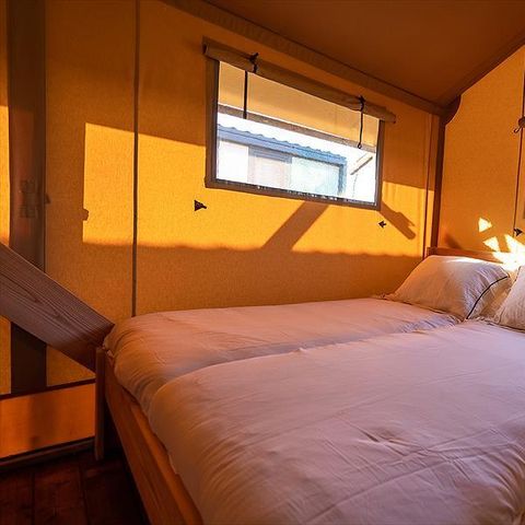Tente en toile et en bois 5 personnes - SunLodge Taiga