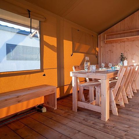 Tente en toile et en bois 5 personnes - SunLodge Taiga