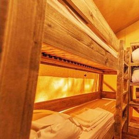 Tente en toile et en bois 8 personnes - SunLodge Pamoja & Kambi