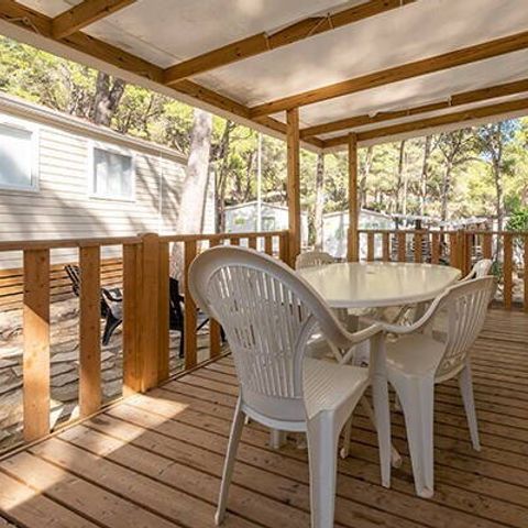 BUNGALOW 6 personnes - Comfort | 3 Ch. | 6 Pers. | Terrasse surélevée | Clim.
