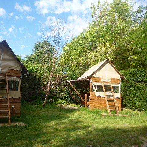 TENTE TOILE ET BOIS 2 personnes - Bivouac 5m² - sans sanitaires 