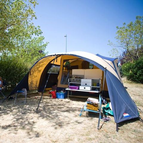 Emplacement - Forfait emplacement Confort - 80m²