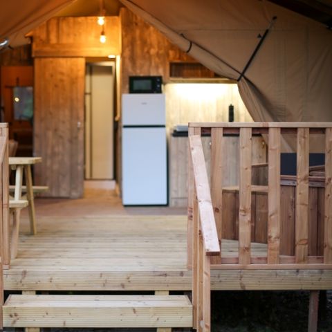 Tente en toile et en bois 4 personnes - Lodge Safari 27 m²
