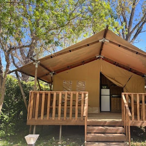 Tente en toile et en bois 4 personnes - Lodge Safari 27 m²