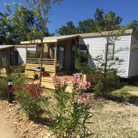 BUNGALOW 6 personnes - Home-Flower Premium 30m² (3 chambres) + terrasse couverte de 16m²