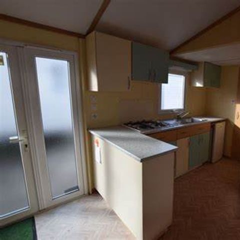 BUNGALOW 4 personnes - Mobil-home Standard 26m² (2 chambres) + terrasse couverte 8m²