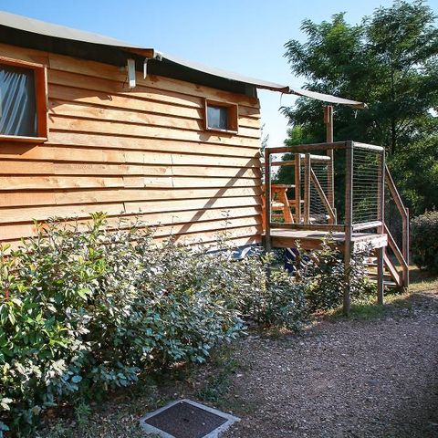 TENTE TOILE ET BOIS 4 personnes - Cabane Lodge sur pilotis Confort 24m² (2 chambres) - terrasse couverte 10m²