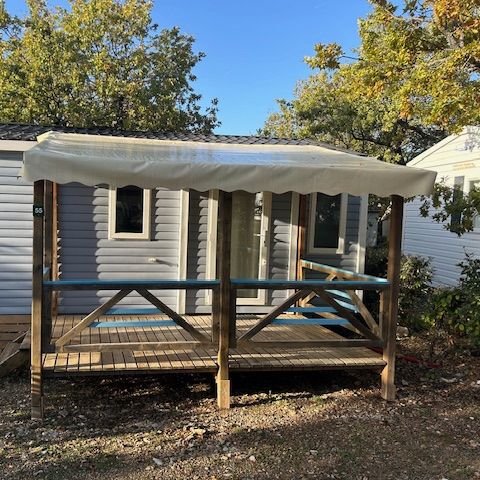 BUNGALOW 4 personnes - Mobil-home Confort 24m² (2 chambres) + terrasse couverte