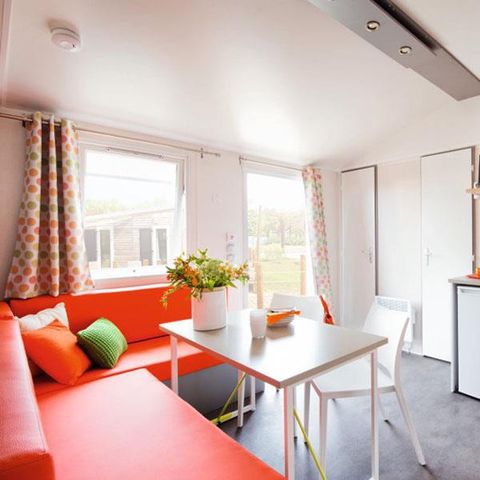 BUNGALOW 5 personnes - Mobilhome Classique 2 ch + Terrasse - Bord de Rivière