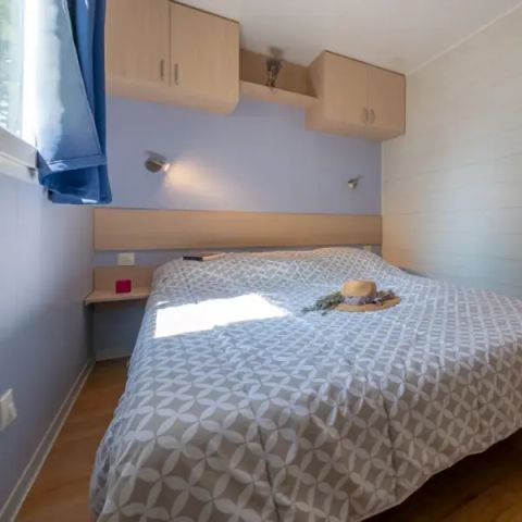 BUNGALOW 4 personnes - Aqua 2 Chambres 4 Personnes Terrasse semi-couverte TV