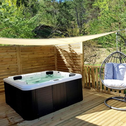 BUNGALOW 6 personnes - Espace Prestige+ Confort Jacuzzi - Climatisation TV