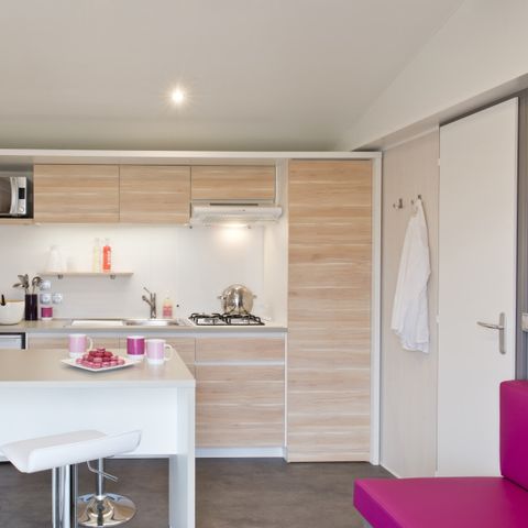 BUNGALOW 4 personnes - Loggia Prestige Confort 35m² -Jacuzzi - Climatisation - TV