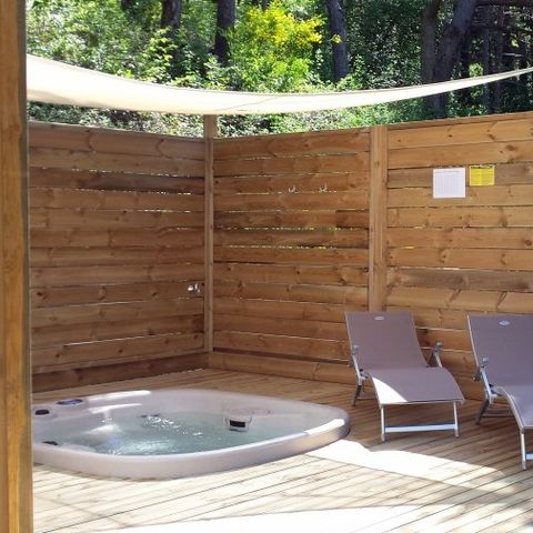 BUNGALOW 4 personnes - Loggia Prestige Confort 35m² -Jacuzzi - Climatisation - TV