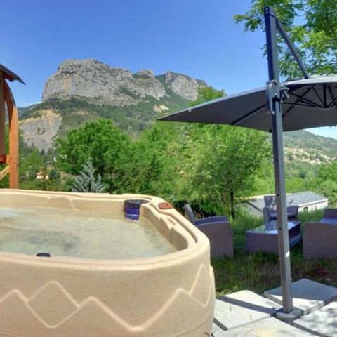 TENTE 5 personnes - Tente Ciela Nature Lodge SPA - 3 chambres - Cuisine équipée - Salle de bain