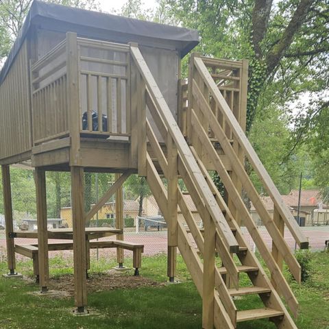 HÉBERGEMENT INSOLITE 2 personnes - Hébergement minimaliste