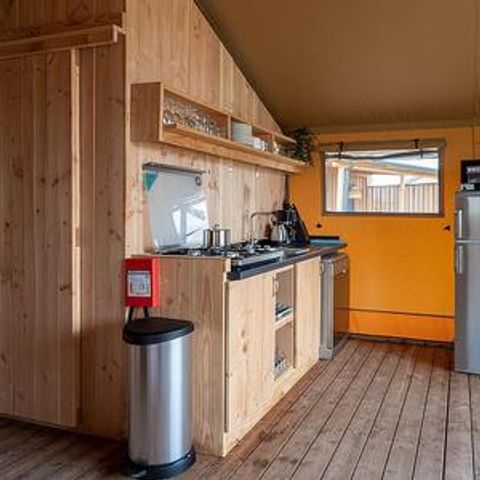 TENTE TOILE ET BOIS 6 personnes - SunLodge Pamoja&Kambi