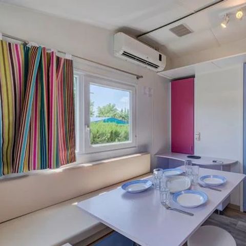 BUNGALOW 6 personnes - Classic | 3 Ch. | 6 Pers. | Terrasse surélevée | Clim.