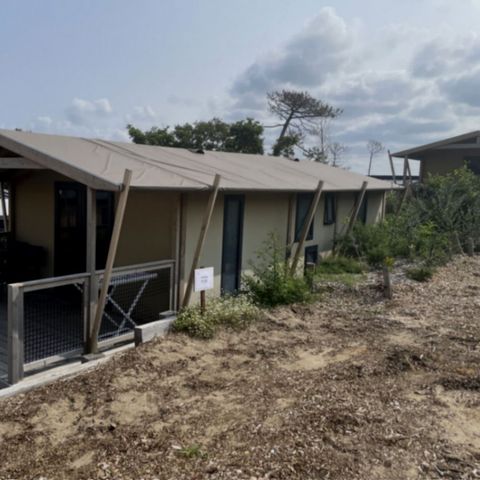 TENTE TOILE ET BOIS 5 personnes - TENTE LODGE "DUNE" (ext. toile) 2 chb. 4/5 pl.