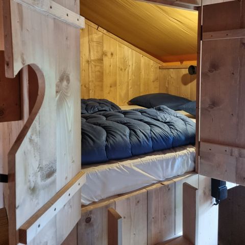 Tente en toile et en bois 8 personnes - y compris les installations sanitaires
