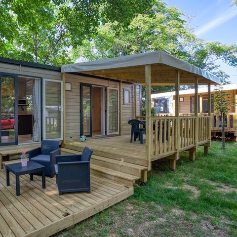 BUNGALOW 4 personnes - Grand Large - 2 chambres - 30 m2 (+Très grande terrasse semi couverte de 22.5 m2)