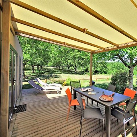 BUNGALOW 4 personnes - Ultimate | 2 Ch. | 4 Pers. | Terrasse simple | 2 SDB | Clim. | TV
