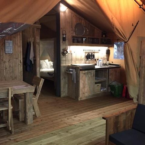 Tente en toile et en bois 4 personnes - Lodge WOODY 4 pers