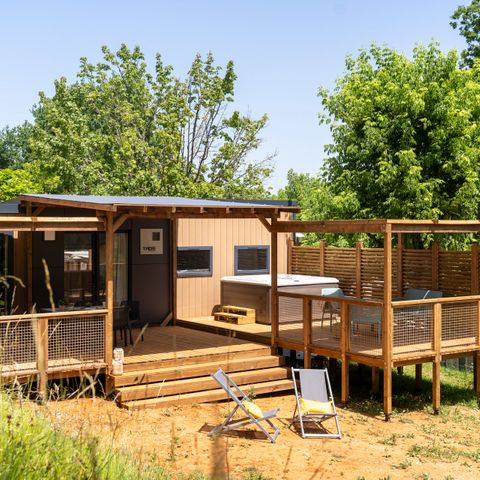 BUNGALOW 6 personnes - EXCLUSIF 3 chambres  Jacuzzi avec suite parentale