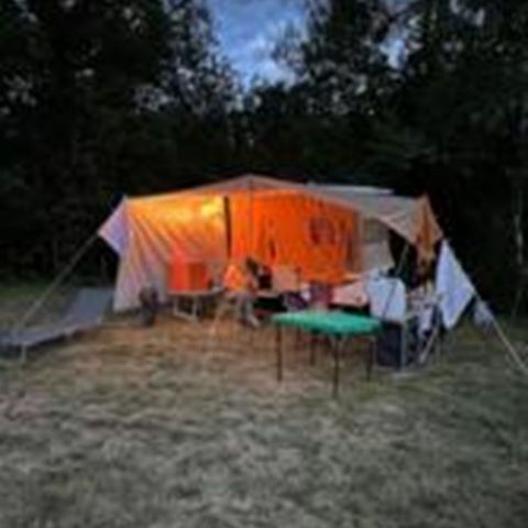 Emplacement - CAMPING NU