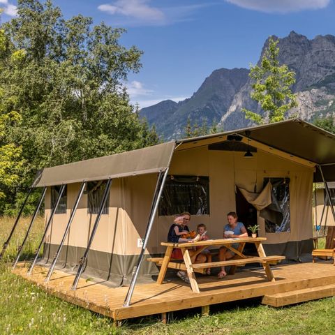 Tente en toile et en bois 6 personnes - Tente glamping Verney