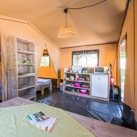 Tente en toile et en bois 6 personnes - Tente glamping Verney