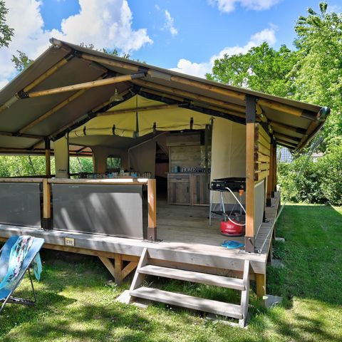 TENTE TOILE ET BOIS 6 personnes - Lodge Kenya Vintage Confort 46m² - 2 chambres + terrasse couverte 4/5 pers