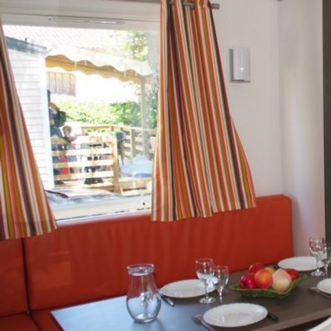 BUNGALOW 6 personnes - Mobil-home Confort 29m² 3 chambres + terrasse couverte - sans tv - sans clim 6 pers