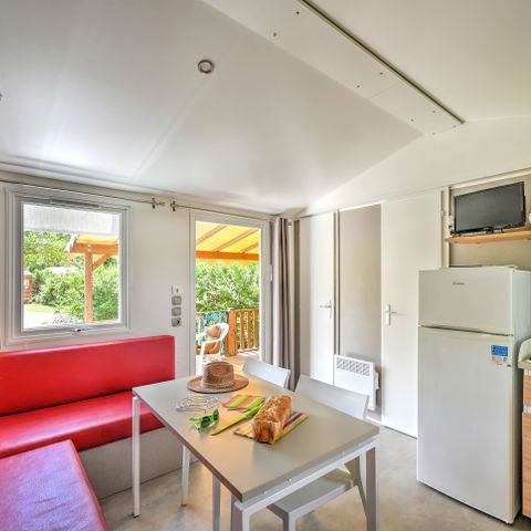BUNGALOW 4 personnes - Mobil-home Confort 27m² 2 chambres + terrasse couverte + climatisation + TV 4 pers