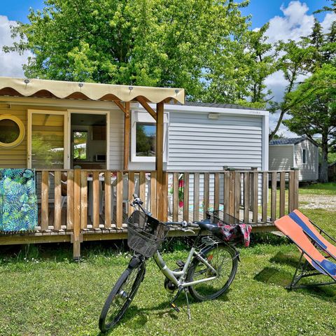 BUNGALOW 4 personnes - Mobil-home Confort 27m² 2 chambres + terrasse couverte + climatisation + TV 4 pers