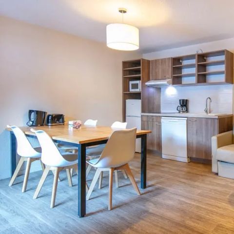 APPARTEMENT 8 personnes - 4 pièces 8 personnes